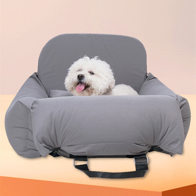 The Ultimate Solution for Traveling with Your Pet: Simple Fashion And Creative Pet Car Carrier